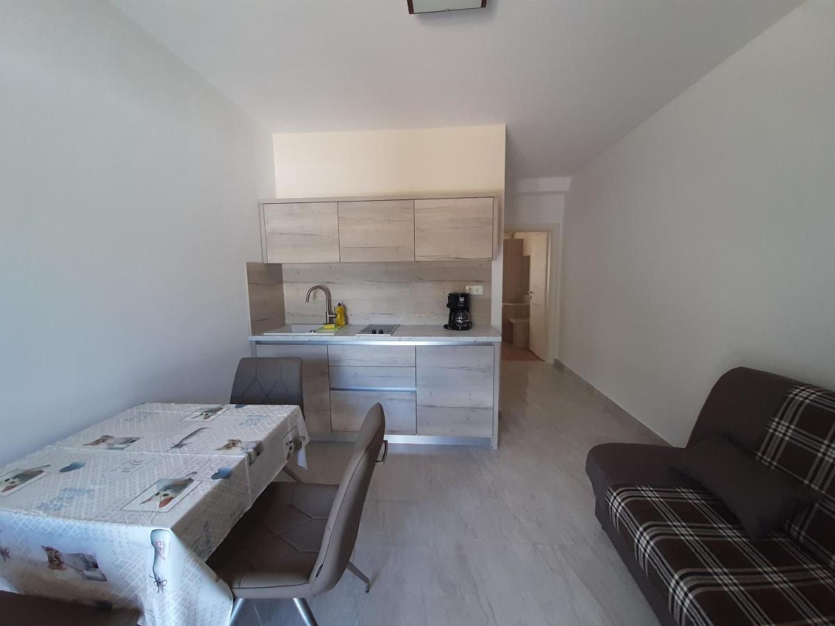 Apartments Edo Novalja Eksteriør bilde